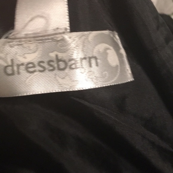 Spring dress - Picture 4 of 4